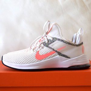 Nike Women's Air Max Bella TR2 Sneakers Size 9.5